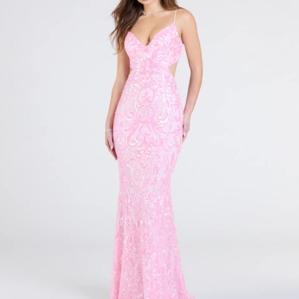 Windsor Yasmin Cutout Back Mermaid Sequin Formal Dress NWT XS